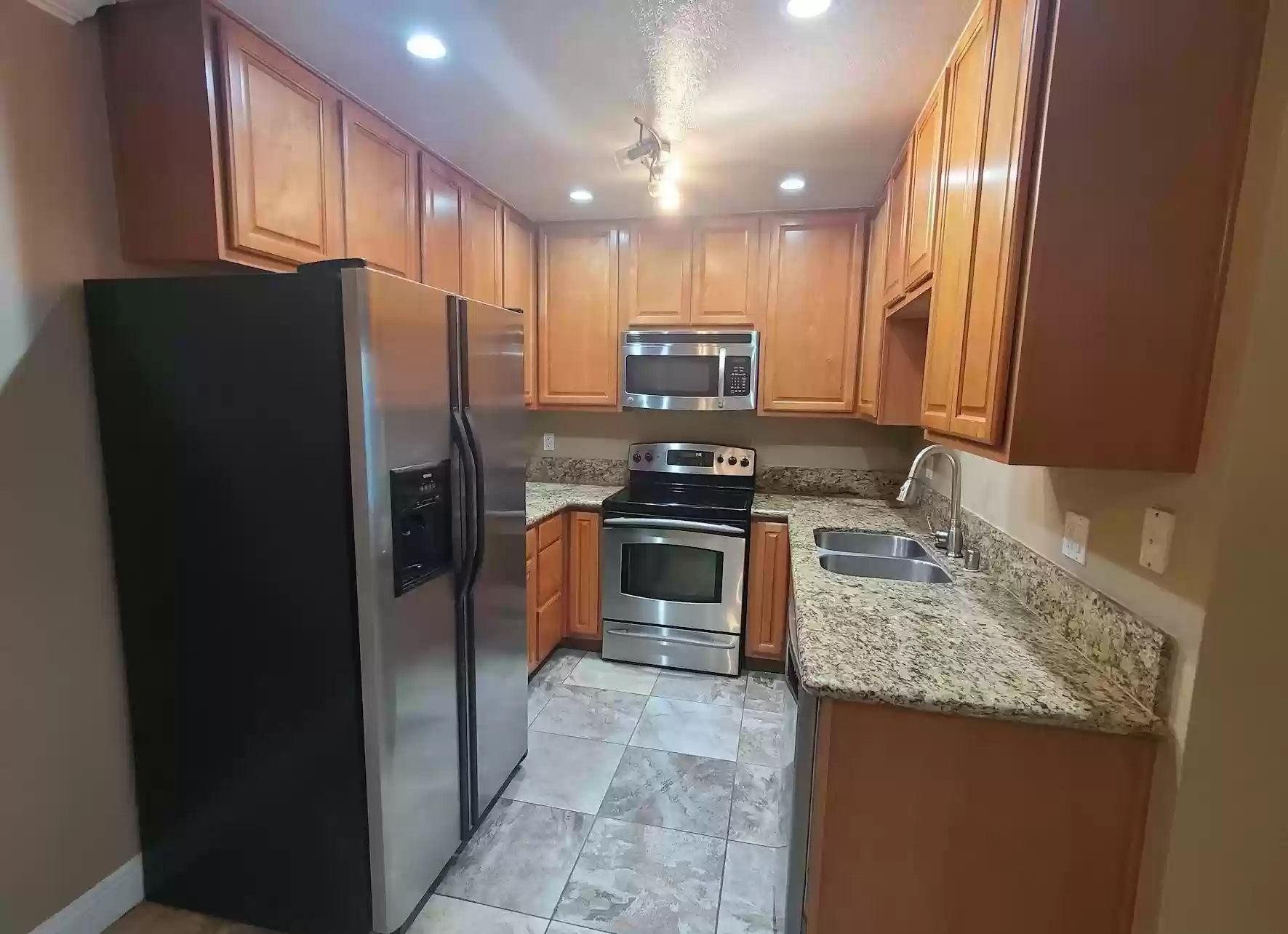 Amazing 1 bedroom home available photo 5