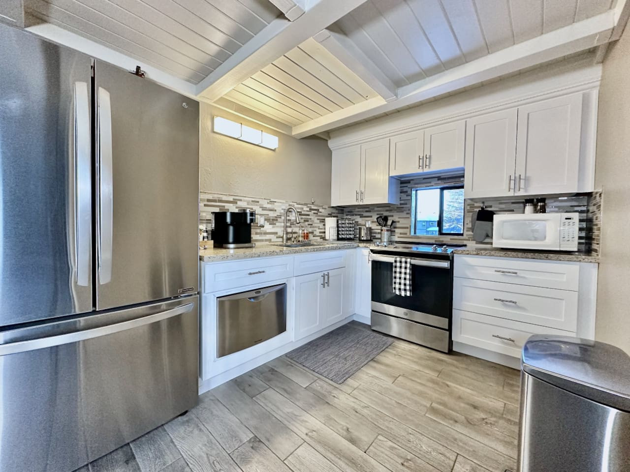 TahoeKeys · 2-Story Loft Condo · Garage · Casino photo 4