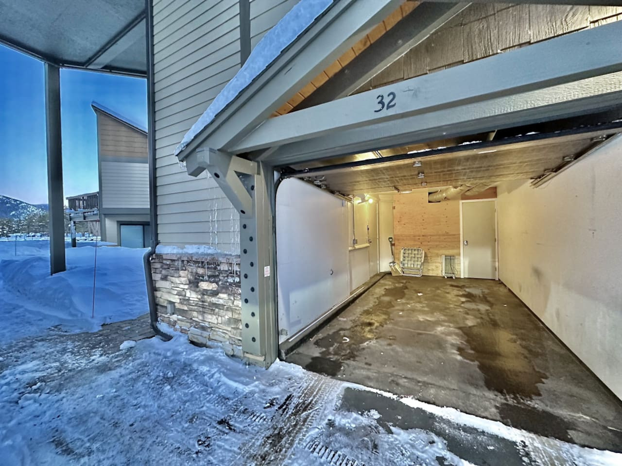 TahoeKeys · 2-Story Loft Condo · Garage · Casino photo 5