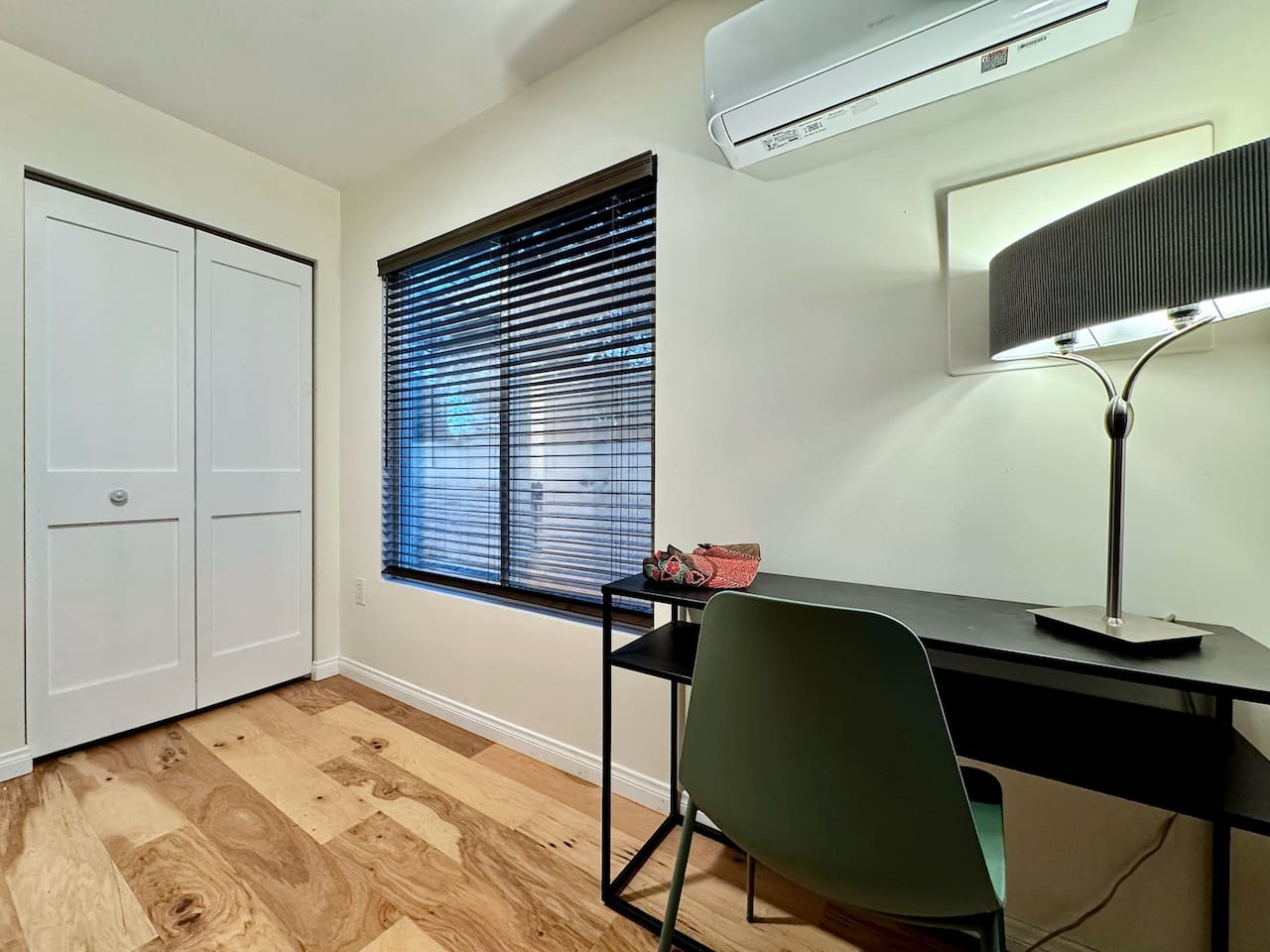 Unique Container Home · 20 Acres · EV Charger photo 3