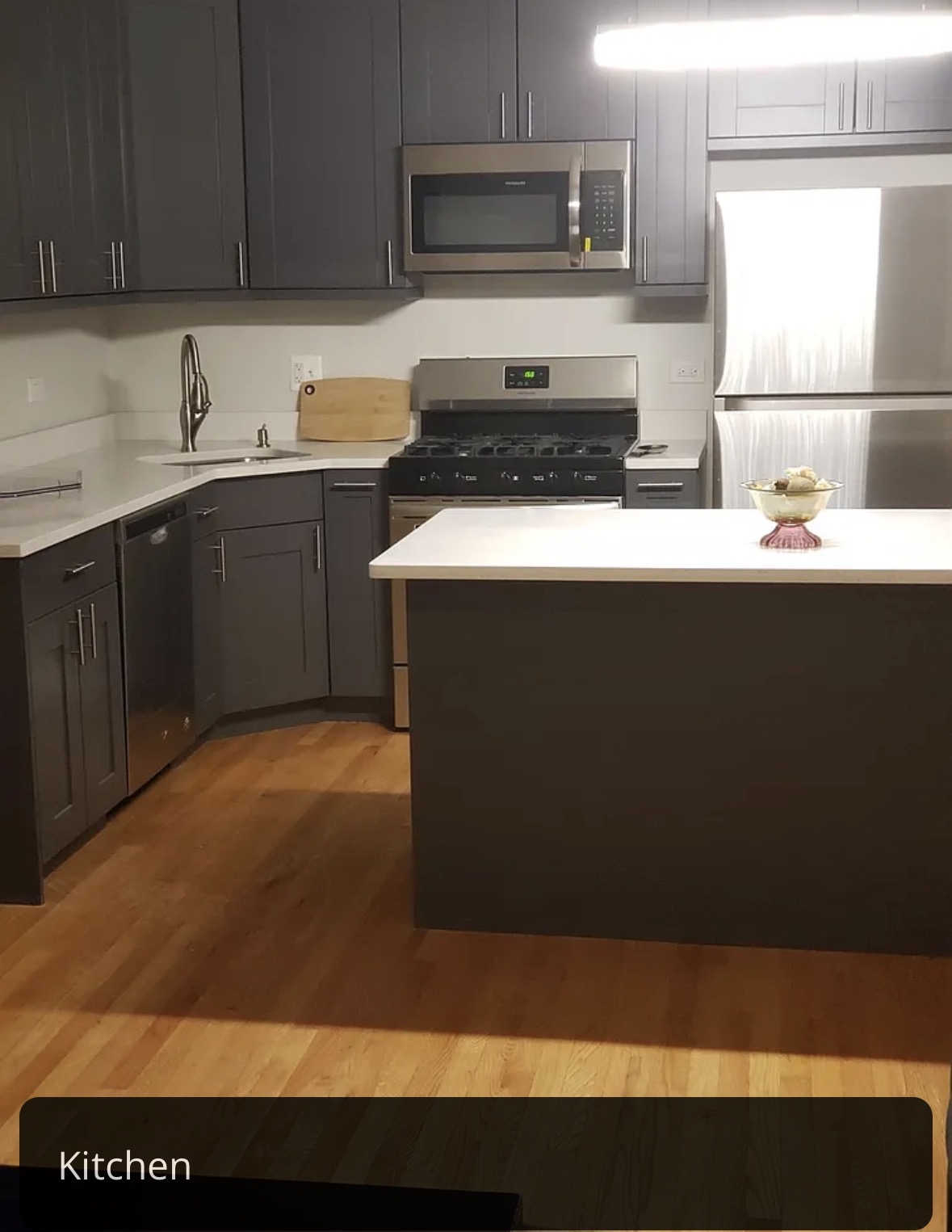 modern 2bedroom/ photo 2