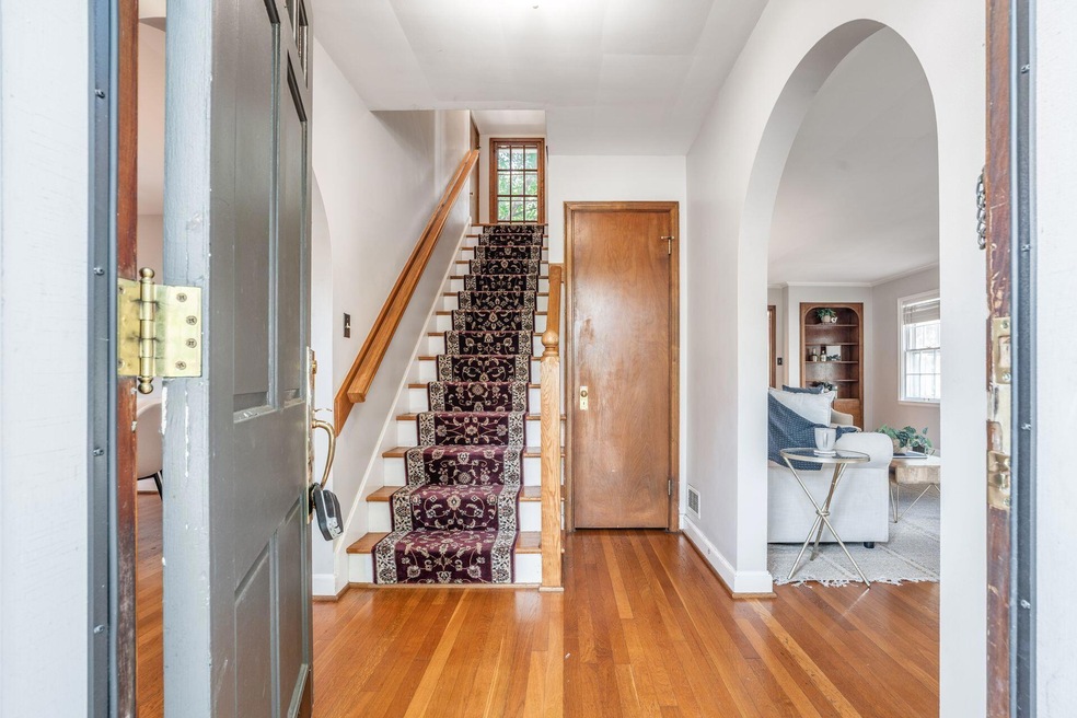 Beautiful Home For Rent photo 5