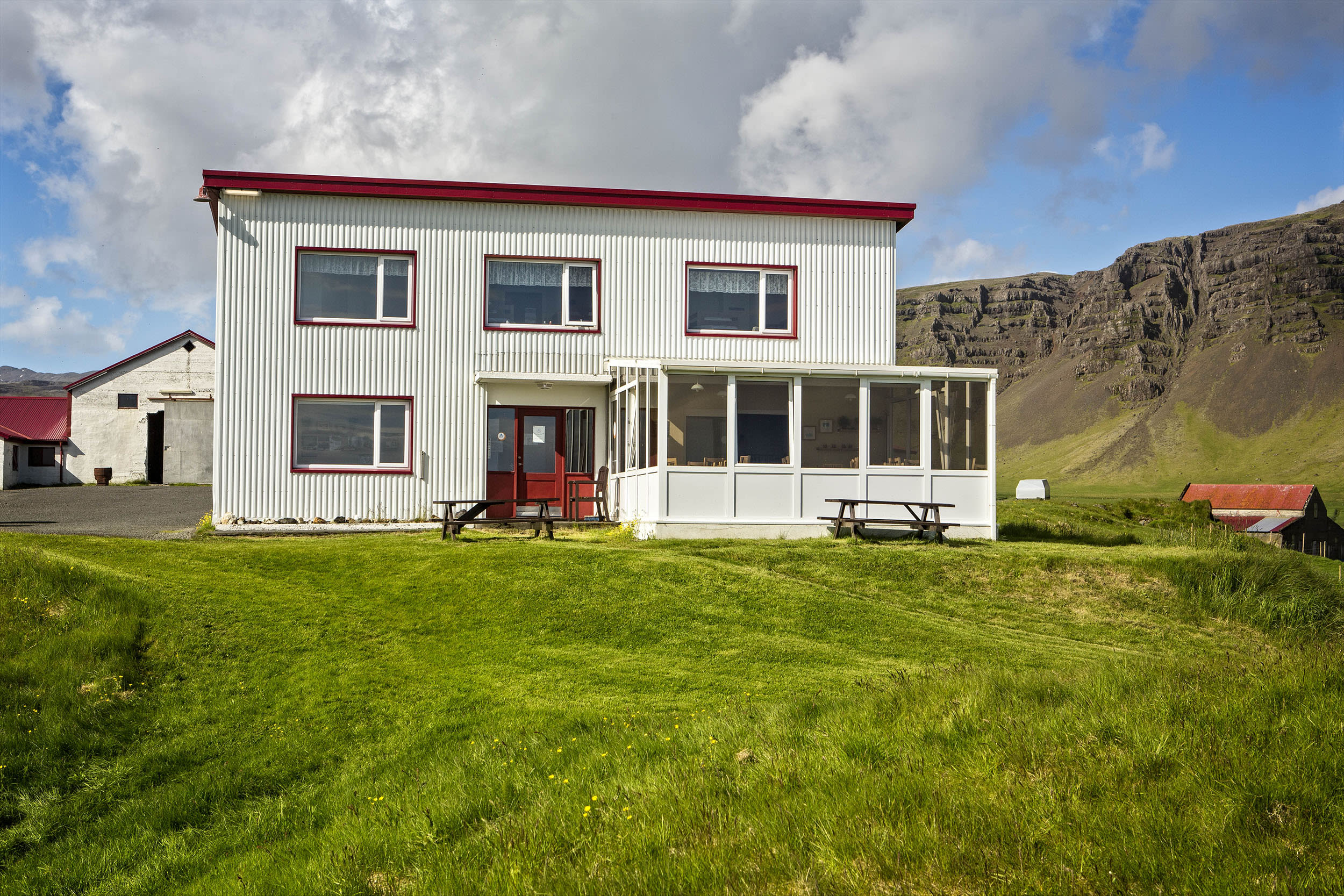 Vagnsstaðir HI Hostel