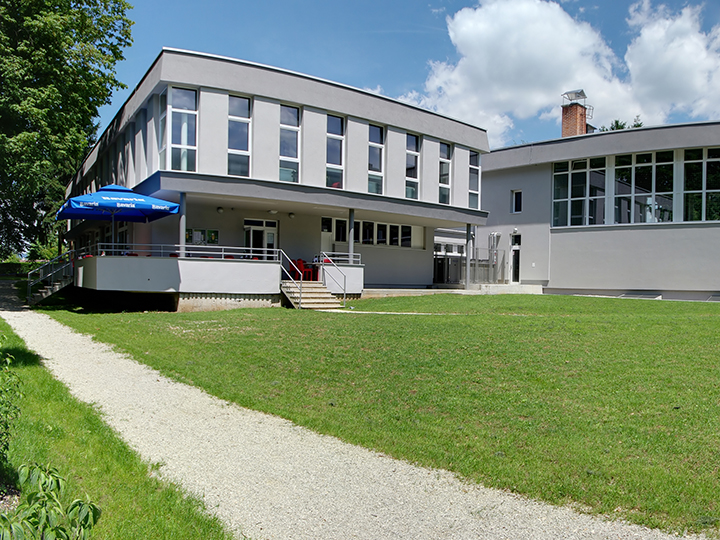 Brežice Youth Hostel MC