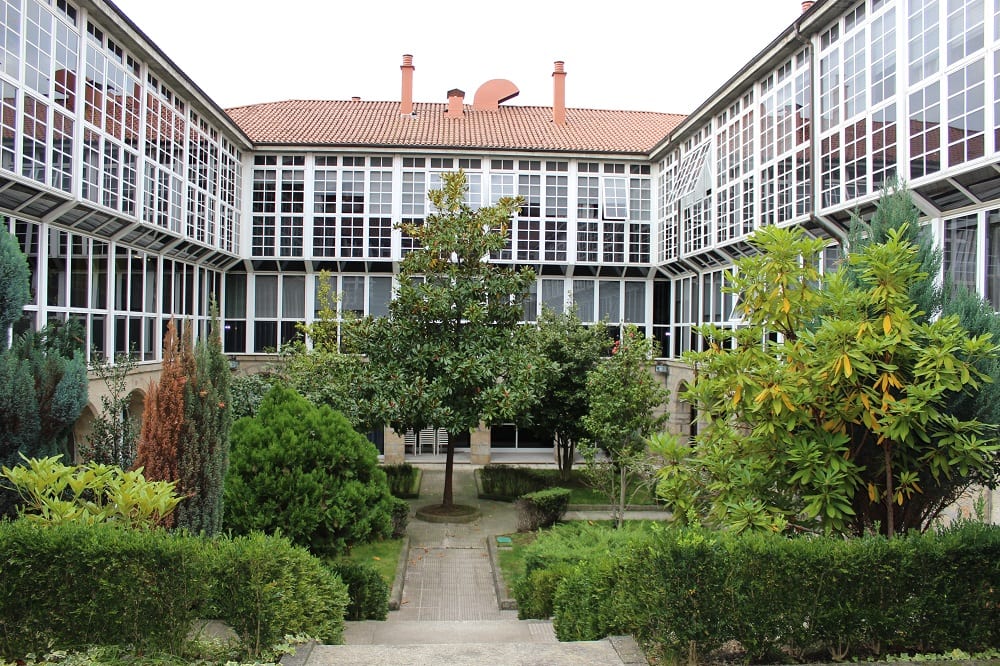 Residencia Florentino López Cuevillas (Ourense)