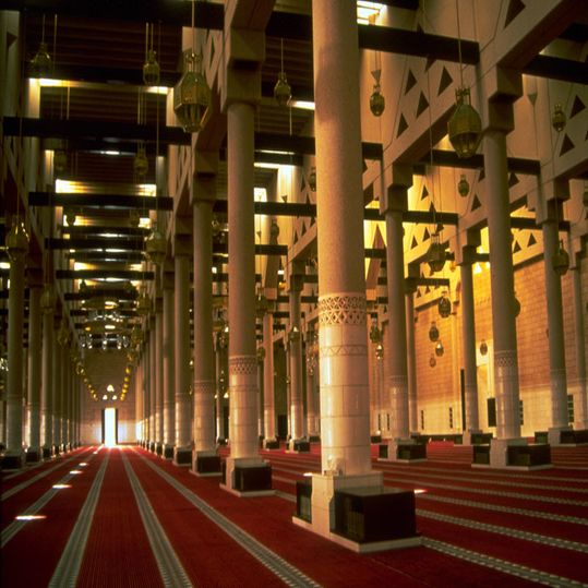 #TodayReview: Megahnya Interior Masjid Gedung Sate | SARAÈ Blog