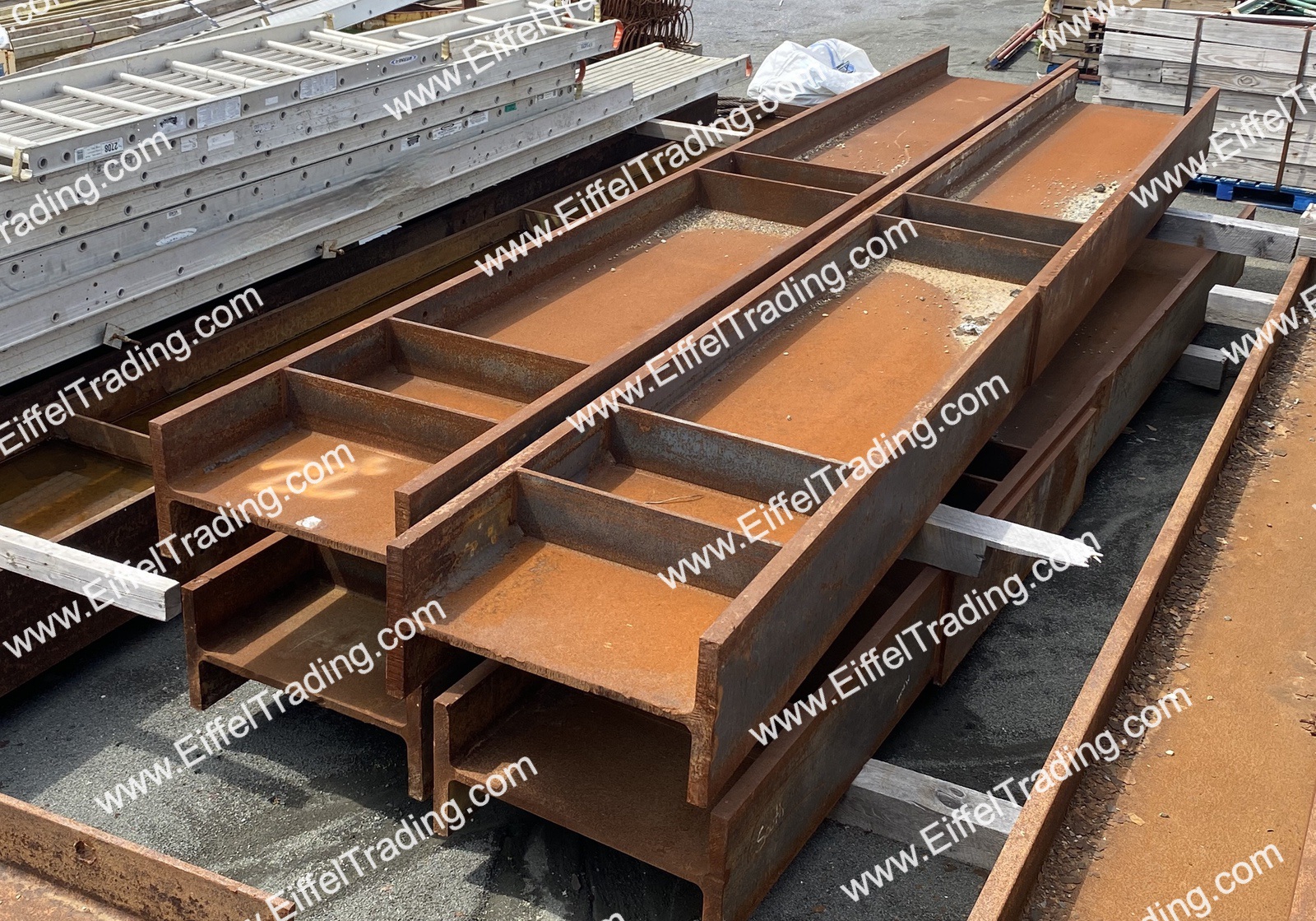 OUTDOOR PRODUCTS × BEAMS Used W33x118 Beams at 11' to 35' Lengths | Eiffel Trading