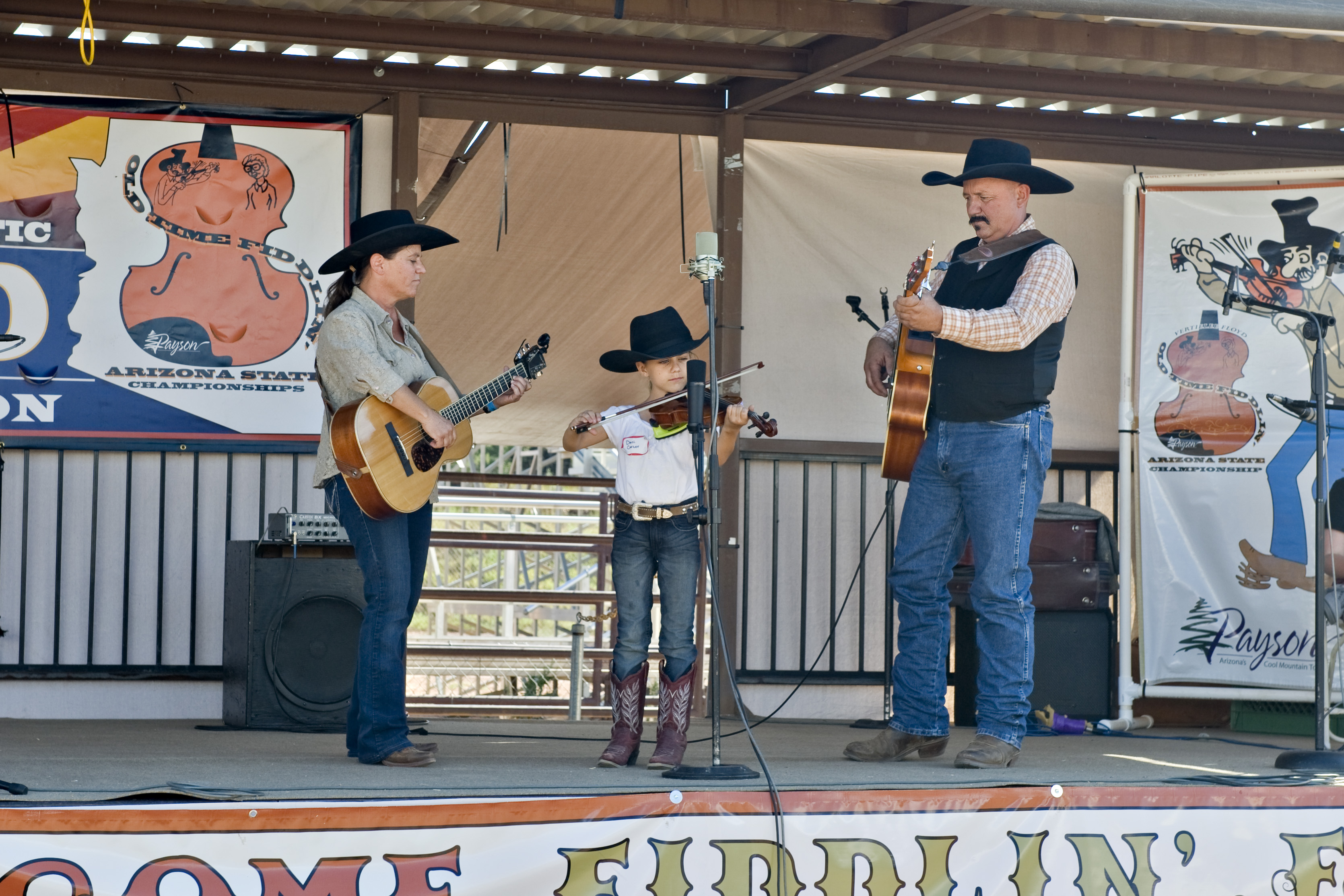 annual-old-time-fiddle-contest-acoustic-celebration-visit-arizona