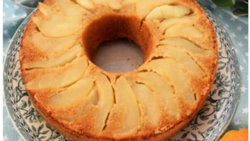 Gâteau au yaourt revisité aux poires et sarrasin