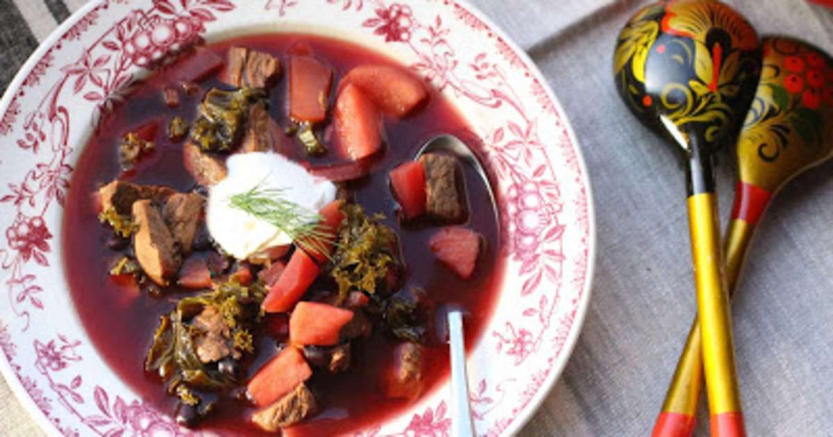 Borscht comme en ukraine, aux pommes et aux haricots noirs , Recette par Un peu gay dans les coings