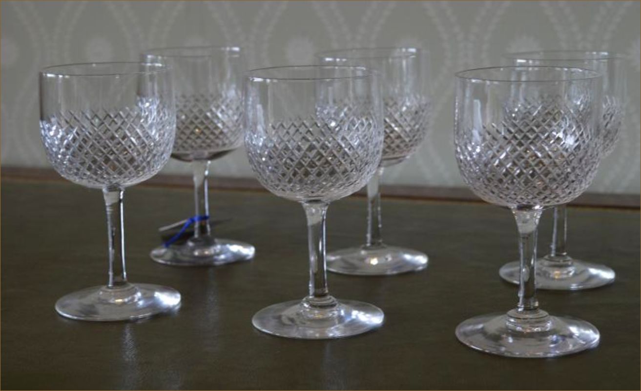 dating antique glasses