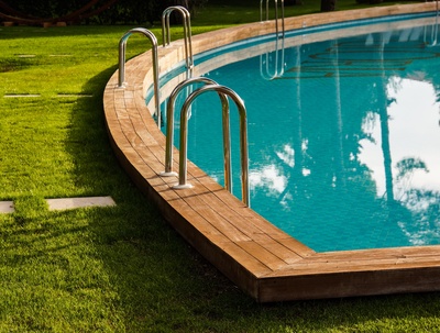 Poolbau Baugenehmigung Ab einer bestimmten Größe bedarf der Poolbau einer Baugenehmigung