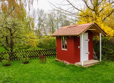 Gartenhäuser aus Kunststoff: Vorteile und Anschaffung