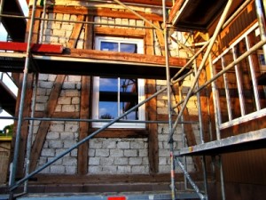 Moderne Fenster sparen aufgrund der besseren Außendämmung langfristig Geld