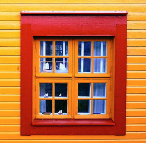 Holzfenster streichen