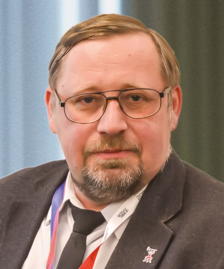 Headshot of Andriy Dubenko