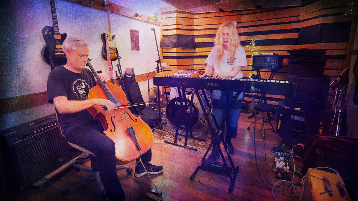 LOVI DID THIS LOVI DID THIS