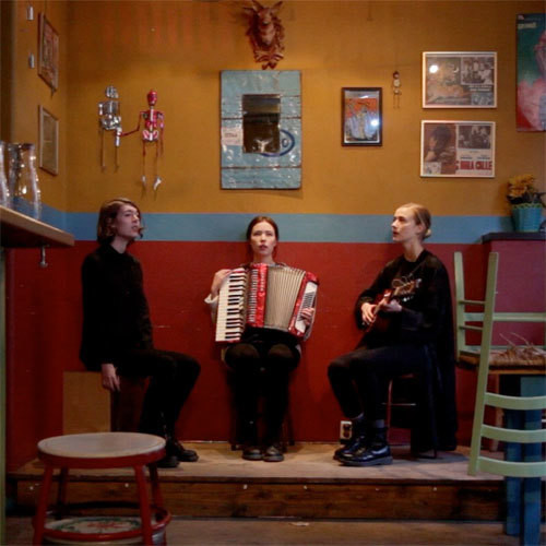 Ecoutez : EP (2013) Ecoutez : EP (2013)