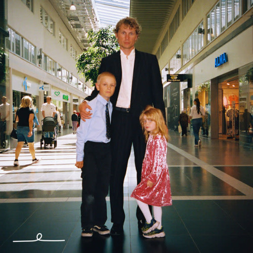 Ecoutez : Upp Till Ytan (2025)