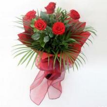 6 Red Roses Bouquet