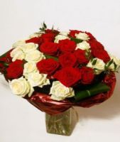 The glamorous bouquet of 35 red and white roses