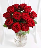 A Dozen Luxury Red Roses