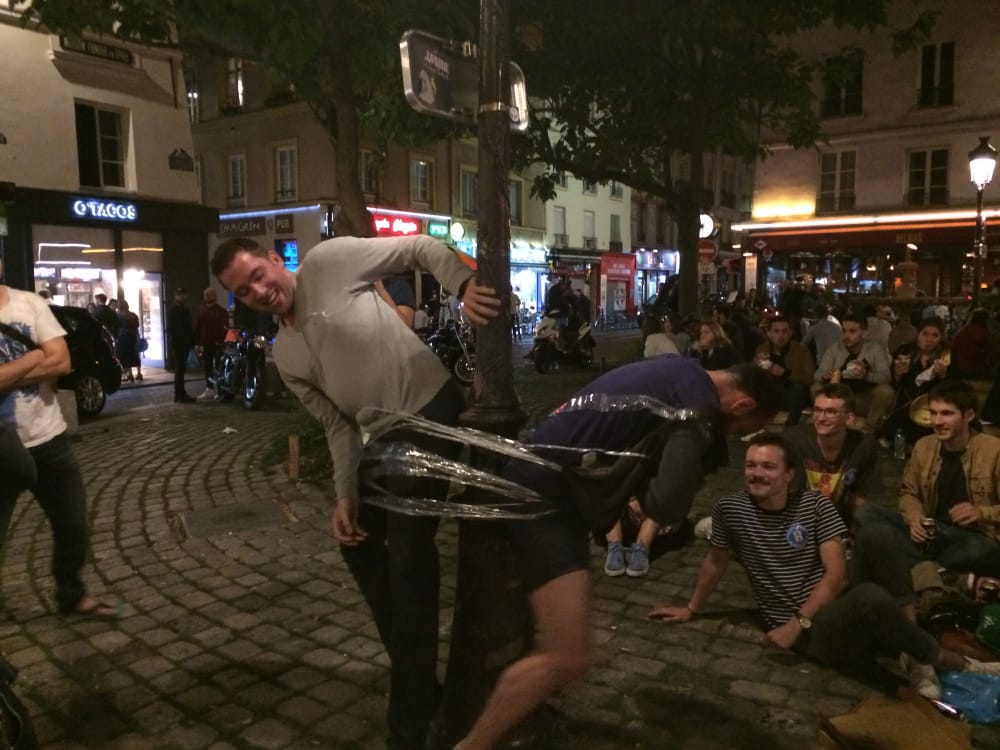 Mouffetard Descotchage du poteau