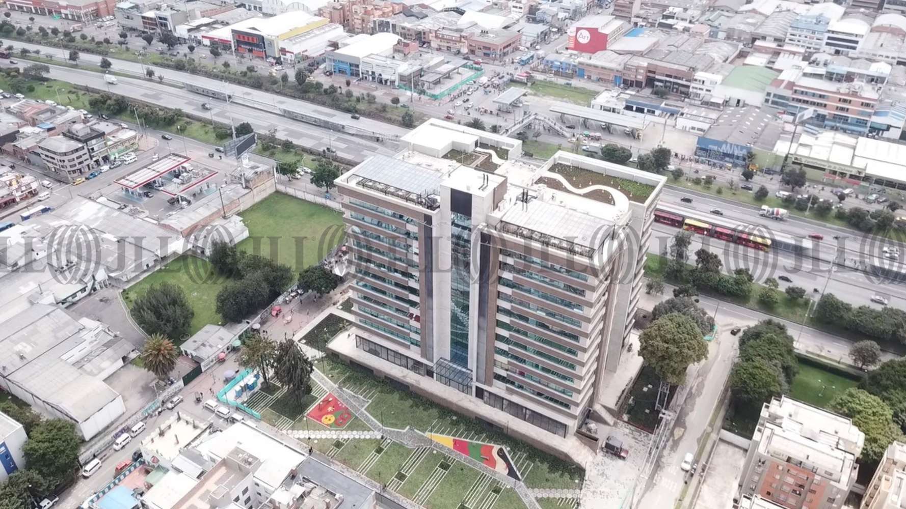 Urban 165 Autopista Norte Oficinas en arriendo, Bogota Autopista Norte
