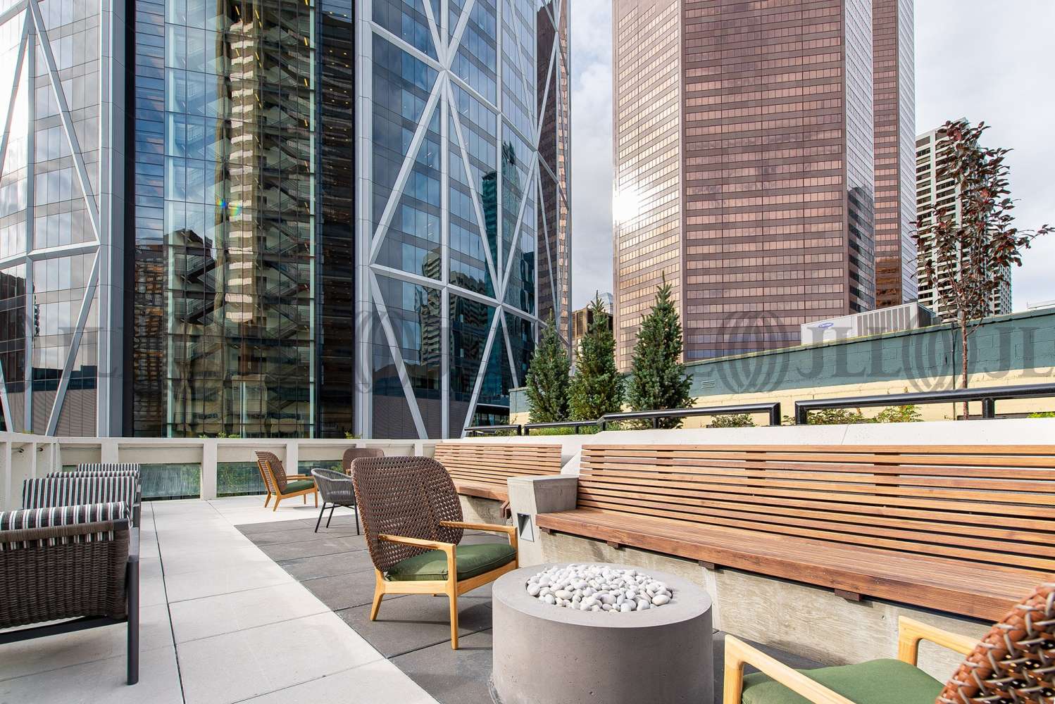 first-tower-calgary-411-1-street-se-jll-properties-ca
