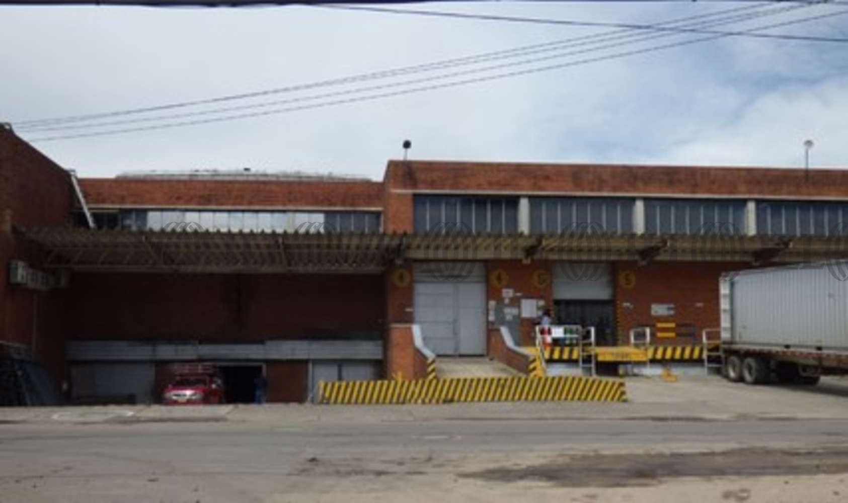 Naves industriales y logísticas Bogotá - Bodega Complejo Logístico Montevideo Zona Industrial