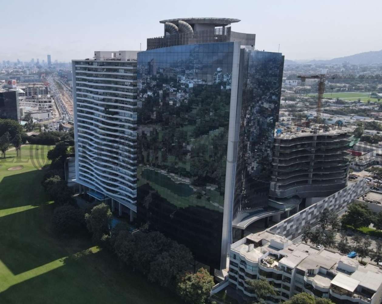 Edificio More I, Surco Av. Circunvalación del Golf los Incas 170 JLL
