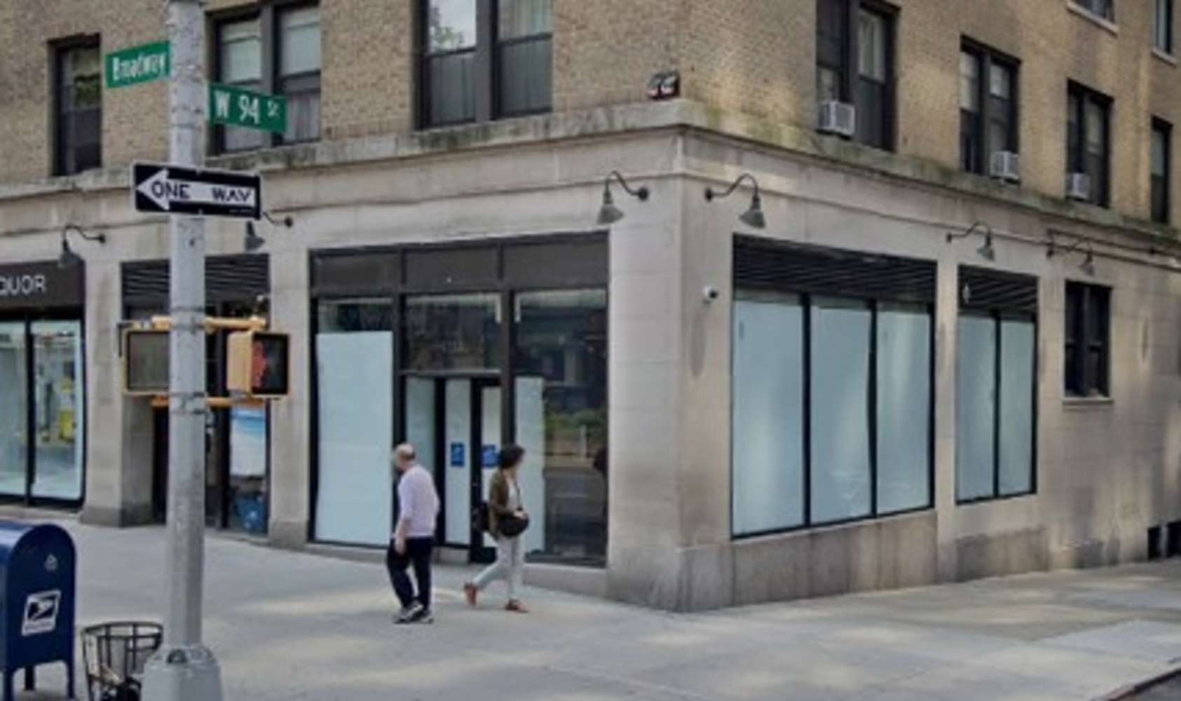 Retail New york - Bank site for sublease 8116072 - 94TH & BROADWAY - New York, NY