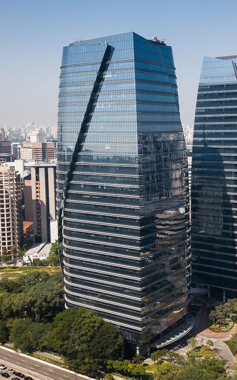 Richesse Confeitaria - Enquanto a reforma vai entrando na reta final  continuamos atendendo a todo vapor no edifício Republic Tower que está logo  em frente à nossa tradicional loja do setor oeste.