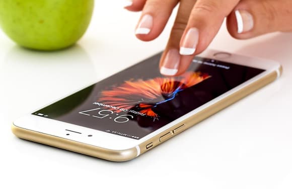 How to remove your number from Truecaller
