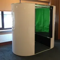 Deluxe Photo Booth Hire With Greenscreen