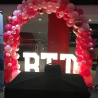 Full Balloon Display