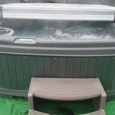 Luxury And Luxury Plus Square Hot Tub Gallery