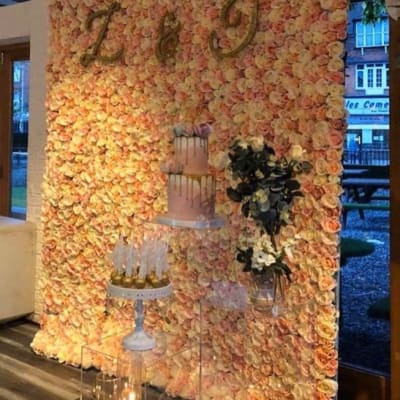 Flower Wall Hire In Essex By Deluxe Flower Walls