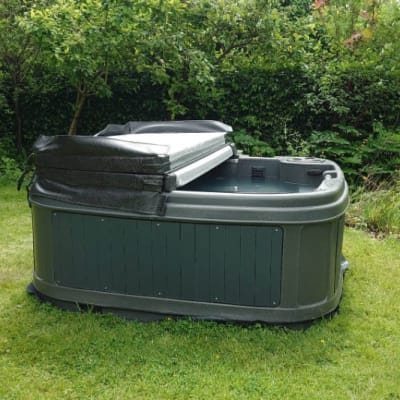 Luxury And Luxury Plus Square Hot Tub Gallery