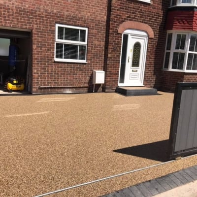 Doncaster Resin Bound Driveway Install In Cappuccino Blend, Vuba Blend Would Be Sherwood Forest, Fully Permeable Driveway With Electric Gates, Bespoke Resin