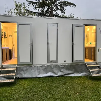 Portable Toilet Hire With Led Lighting