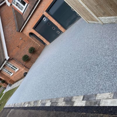Resin Bound Driveway In Bessecarr In Doncaster, A Great Colour Of Pallazo A Great Vuba Blend With Granite Blocks To Make It Stand Out. Bespoke Resin Will Tailor Make And Design The Driveway Of Your Dreams