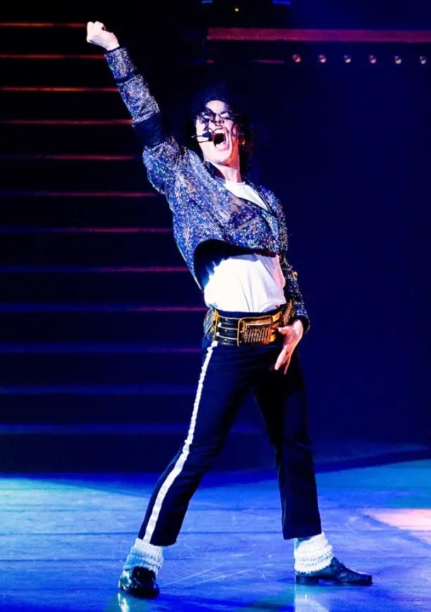 Danny Oliver As Michael Jackson