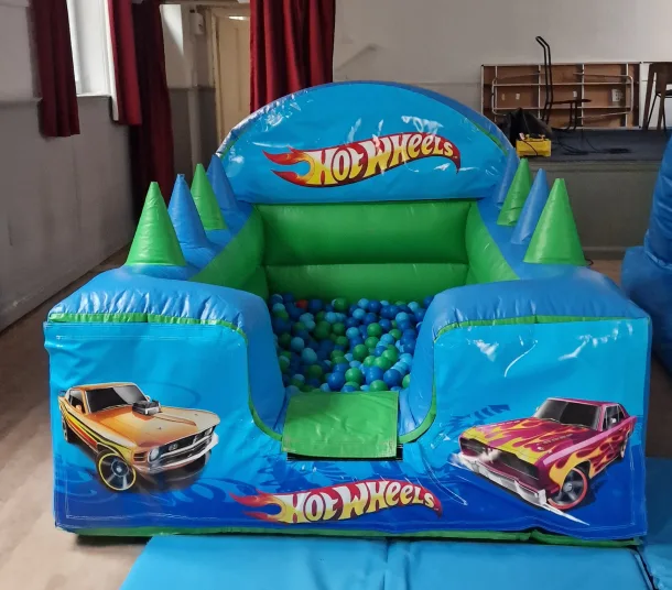 Hot Wheels Ball Pool