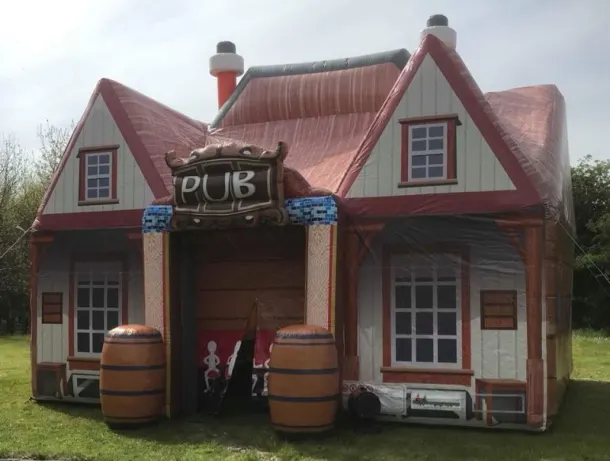 Inflatable Pub Ni