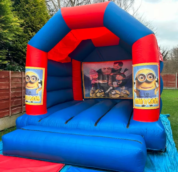 12ft X 12ft Blue And Red Castle - Minions Theme
