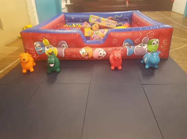 10 X 10ft Happy Balloons Softplay Ballpool