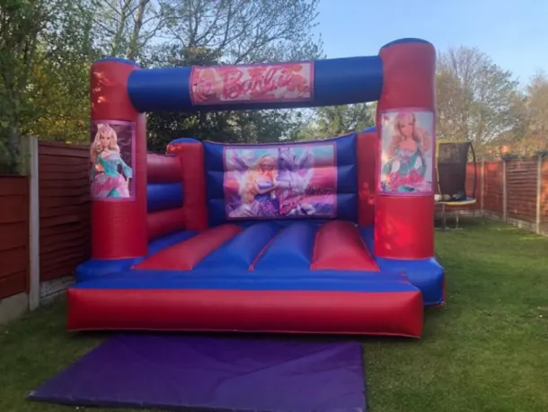 15ft X 12ft Blue And Red Indoor Castle - Barbie Theme