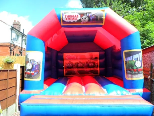 15ft X 12ft Blue And Red Castle - Thomas Theme