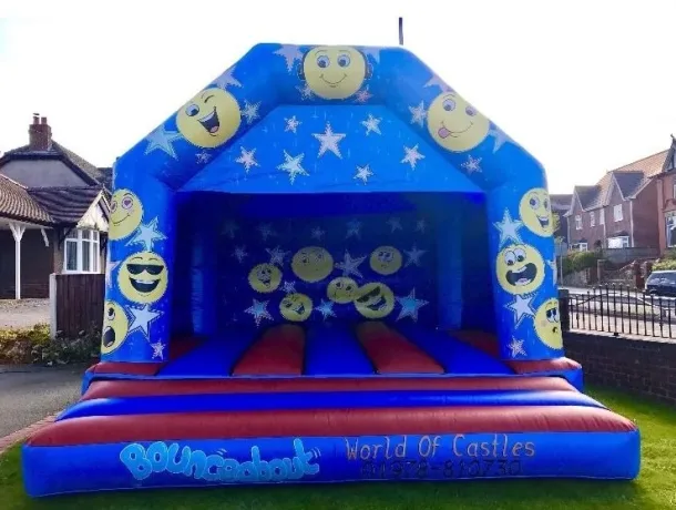 Mega Emoji Deluxe Castle 17ft X 17ft